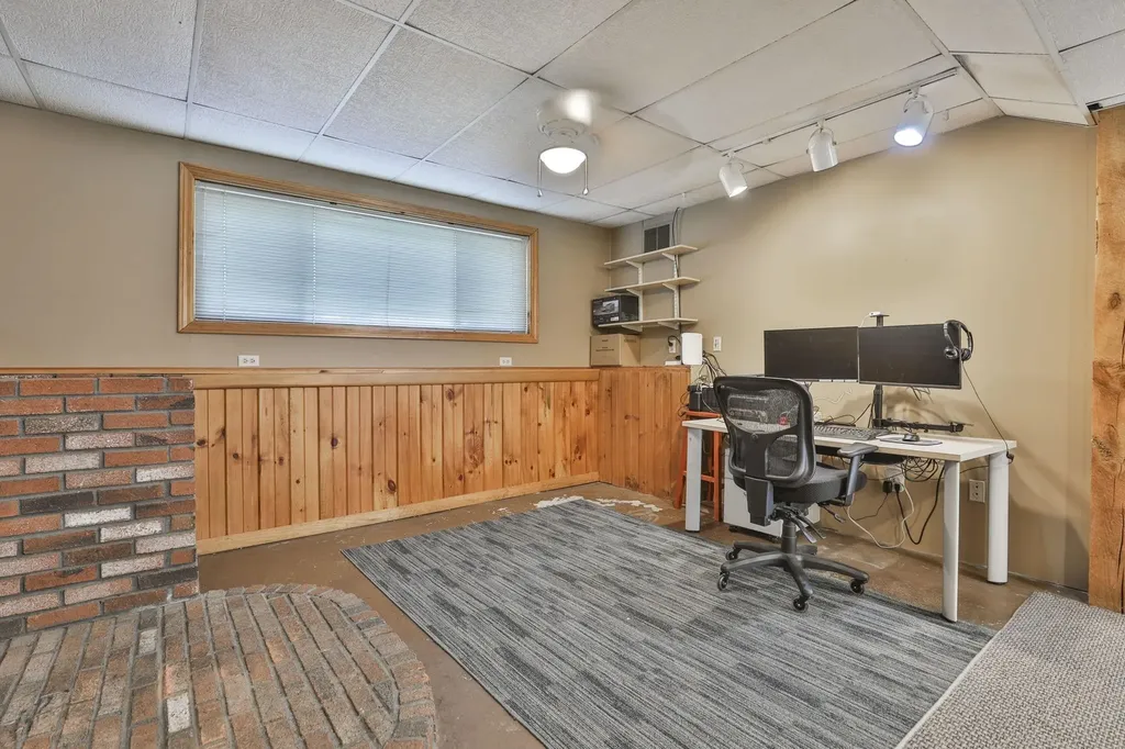 3 Friar Tuck Court Merrimack NH 03054