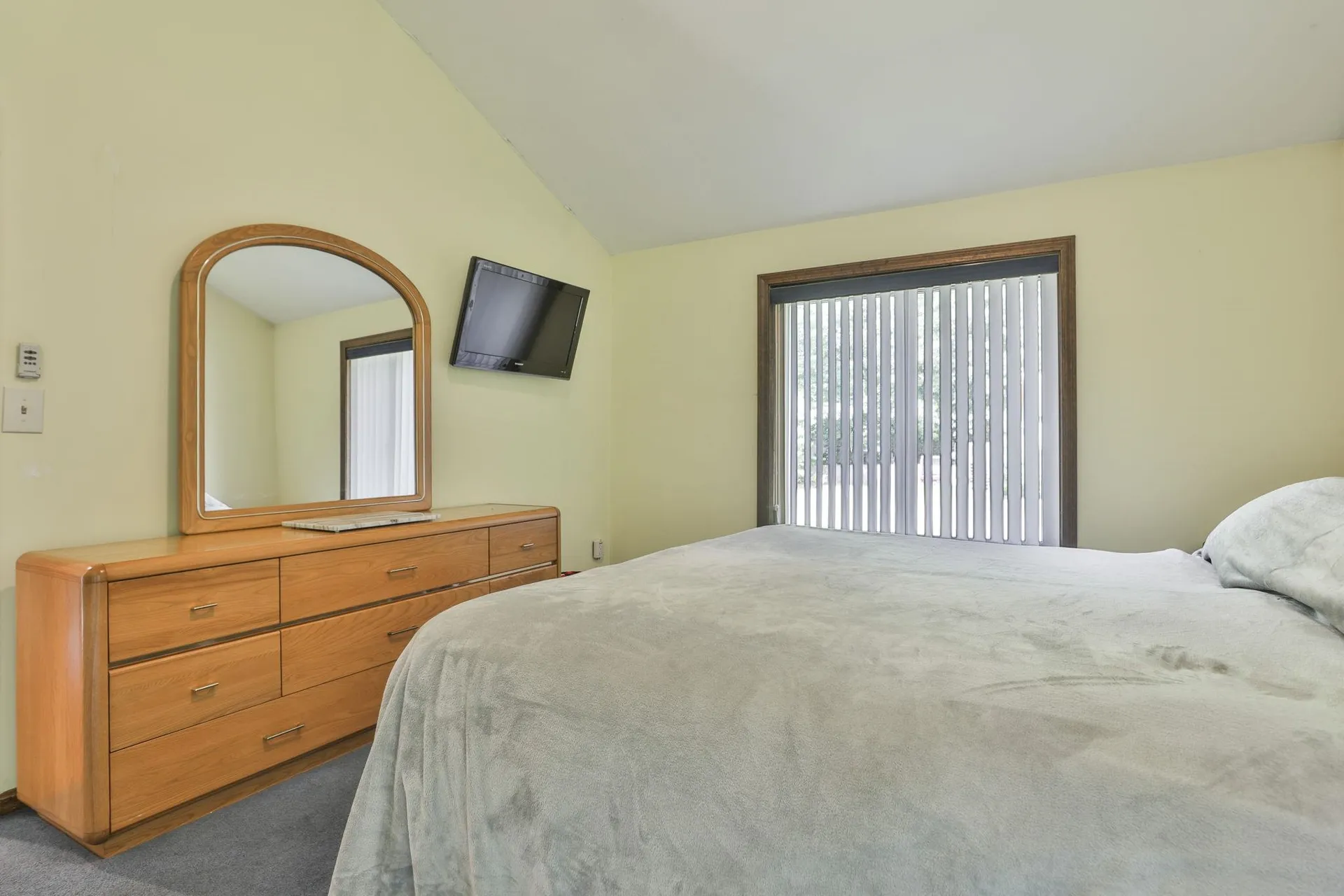 3 Friar Tuck Court Merrimack NH 03054