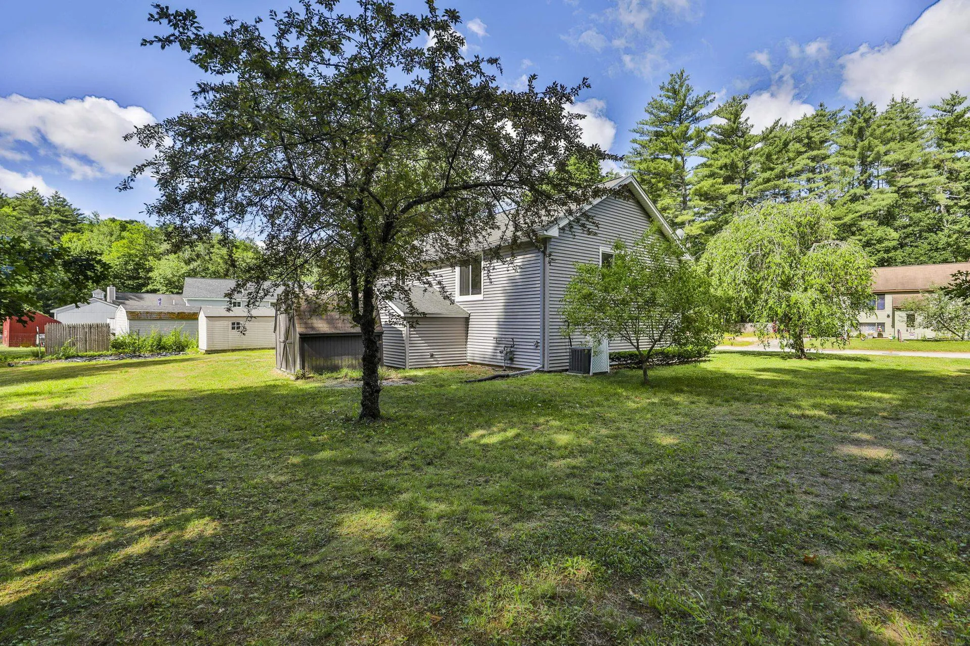3 Friar Tuck Court Merrimack NH 03054