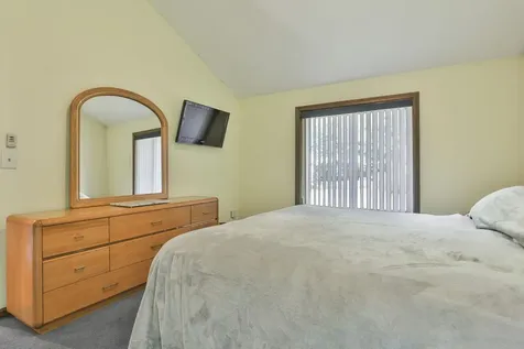 3 Friar Tuck Court Merrimack NH 03054