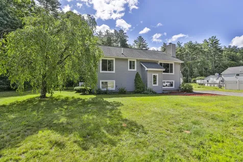 3 Friar Tuck Court Merrimack NH 03054