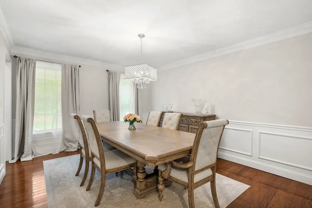 30 Pierce Lane Hollis NH 03049