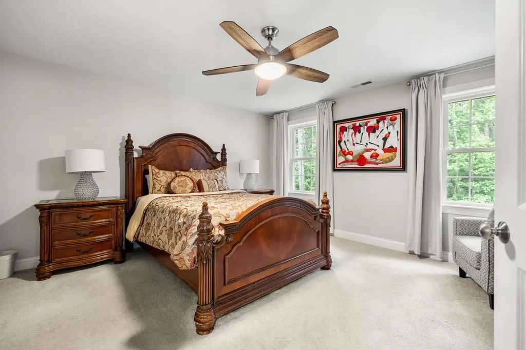 30 Pierce Lane Hollis NH 03049