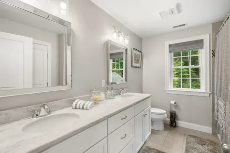 30 Pierce Lane Hollis NH 03049