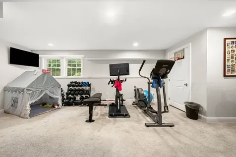 30 Pierce Lane Hollis NH 03049