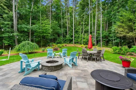 30 Pierce Lane Hollis NH 03049