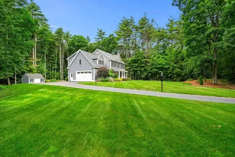 30 Pierce Lane Hollis NH 03049
