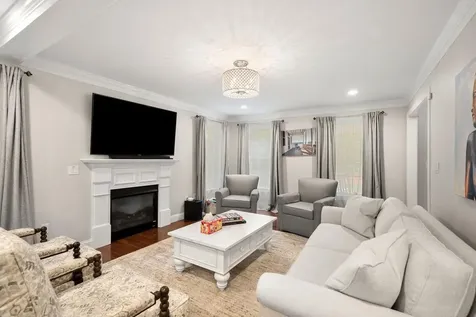 30 Pierce Lane Hollis NH 03049
