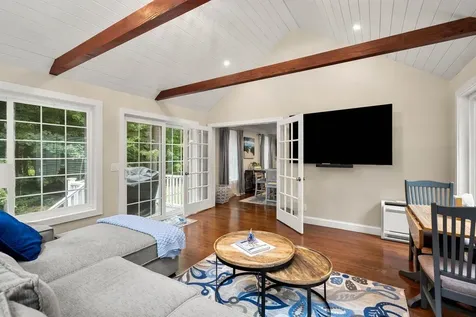 30 Pierce Lane Hollis NH 03049