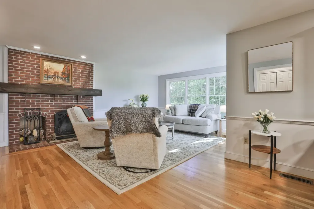 66A Merrimack Road Amherst NH 03031