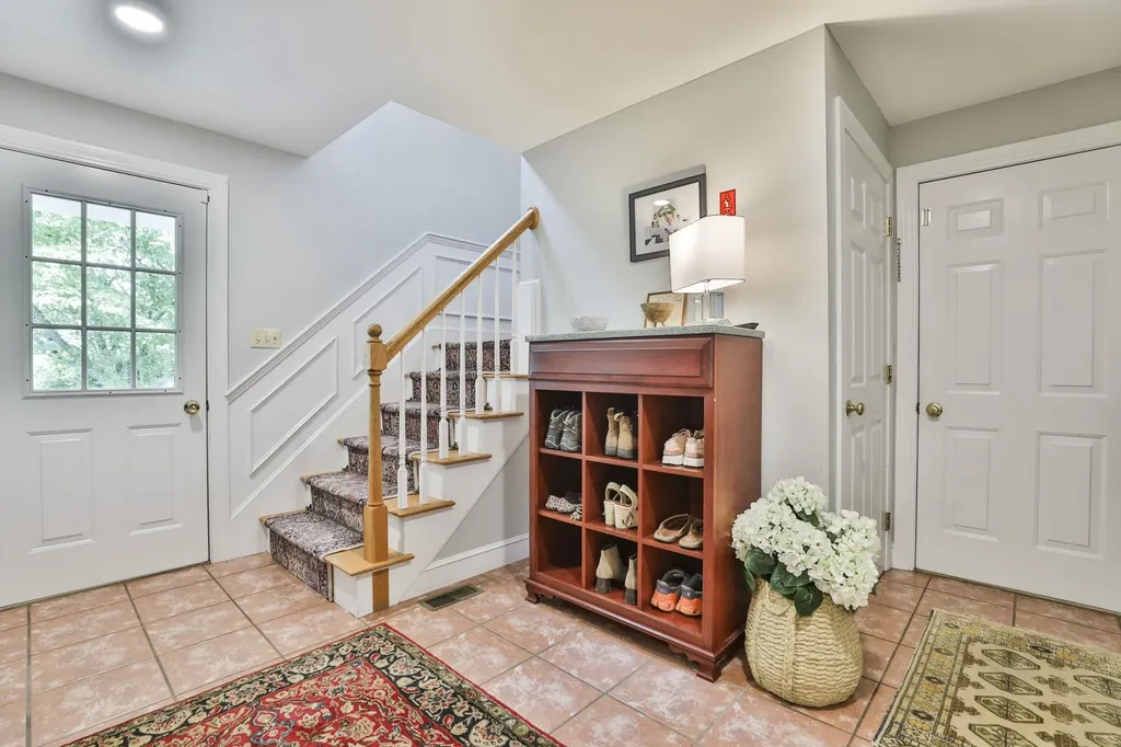 66A Merrimack Road Amherst NH 03031