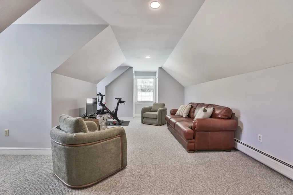 66A Merrimack Road Amherst NH 03031