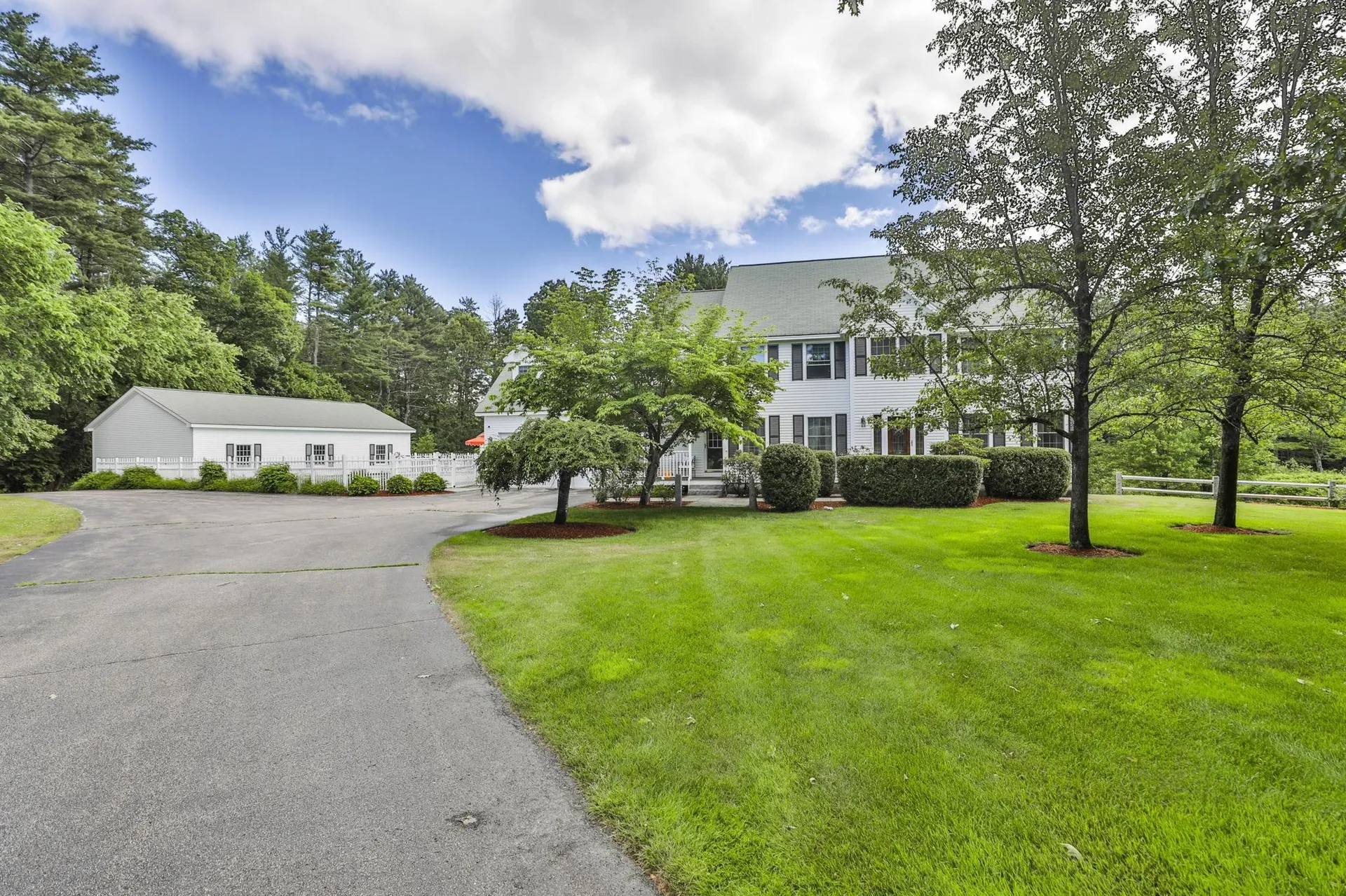 66A Merrimack Road Amherst NH 03031