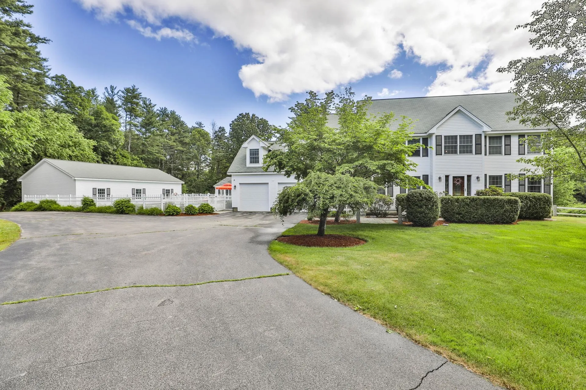 66A Merrimack Road Amherst NH 03031