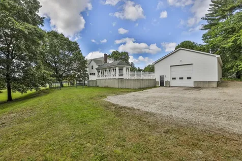 66A Merrimack Road Amherst NH 03031