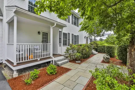 66A Merrimack Road Amherst NH 03031