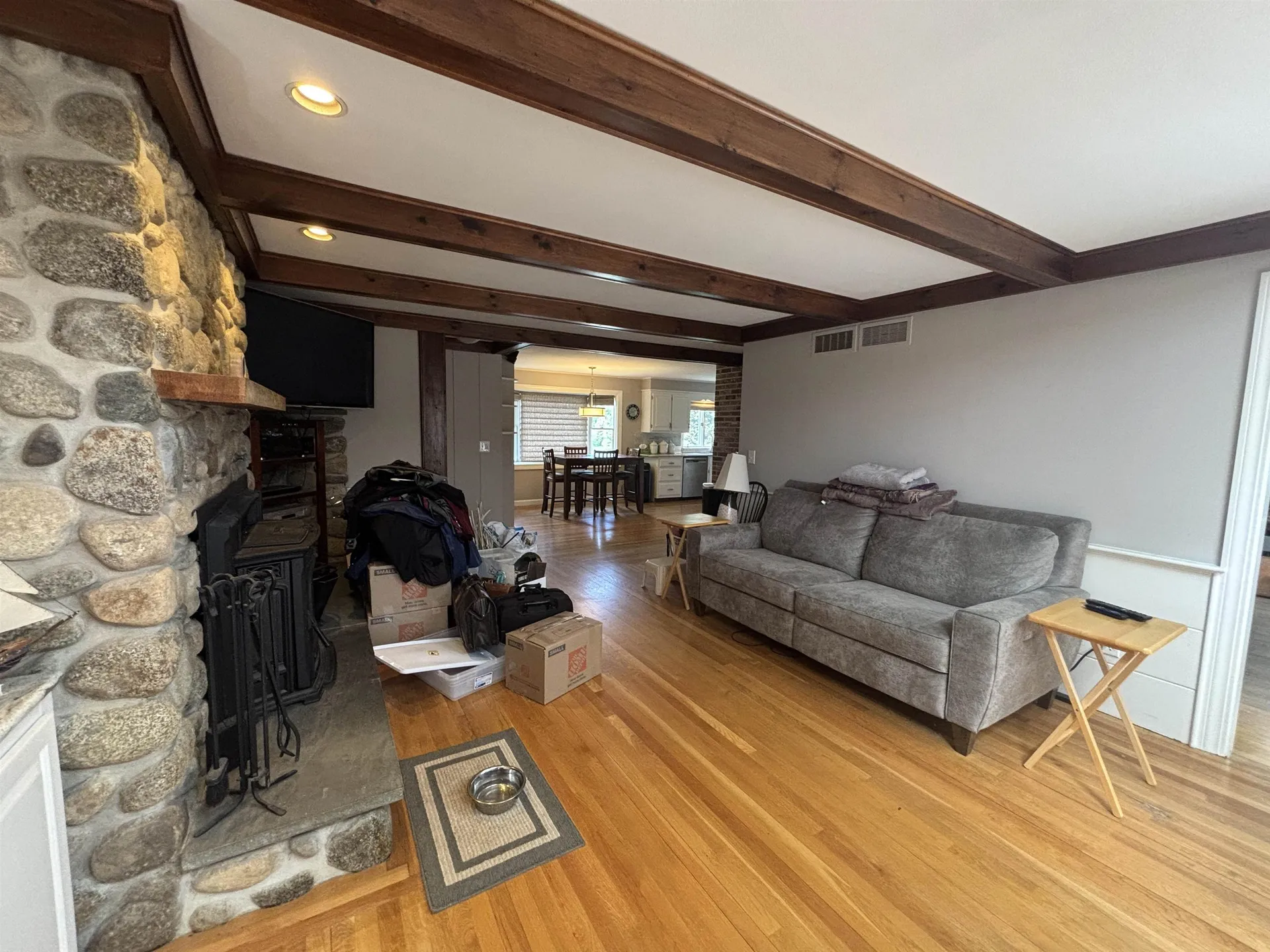 439 Exeter Road Hampton NH 03842-1004
