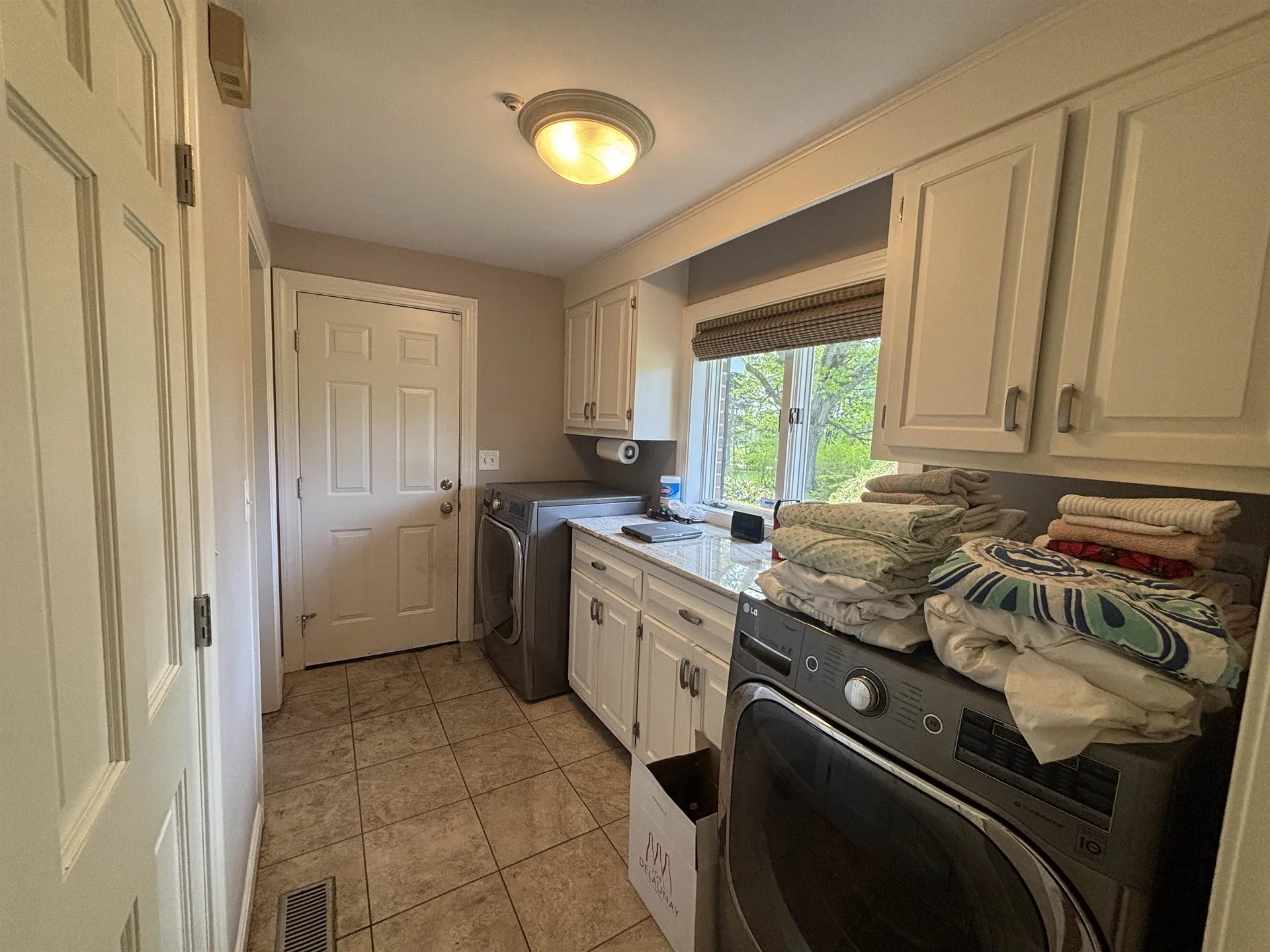 439 Exeter Road Hampton NH 03842-1004