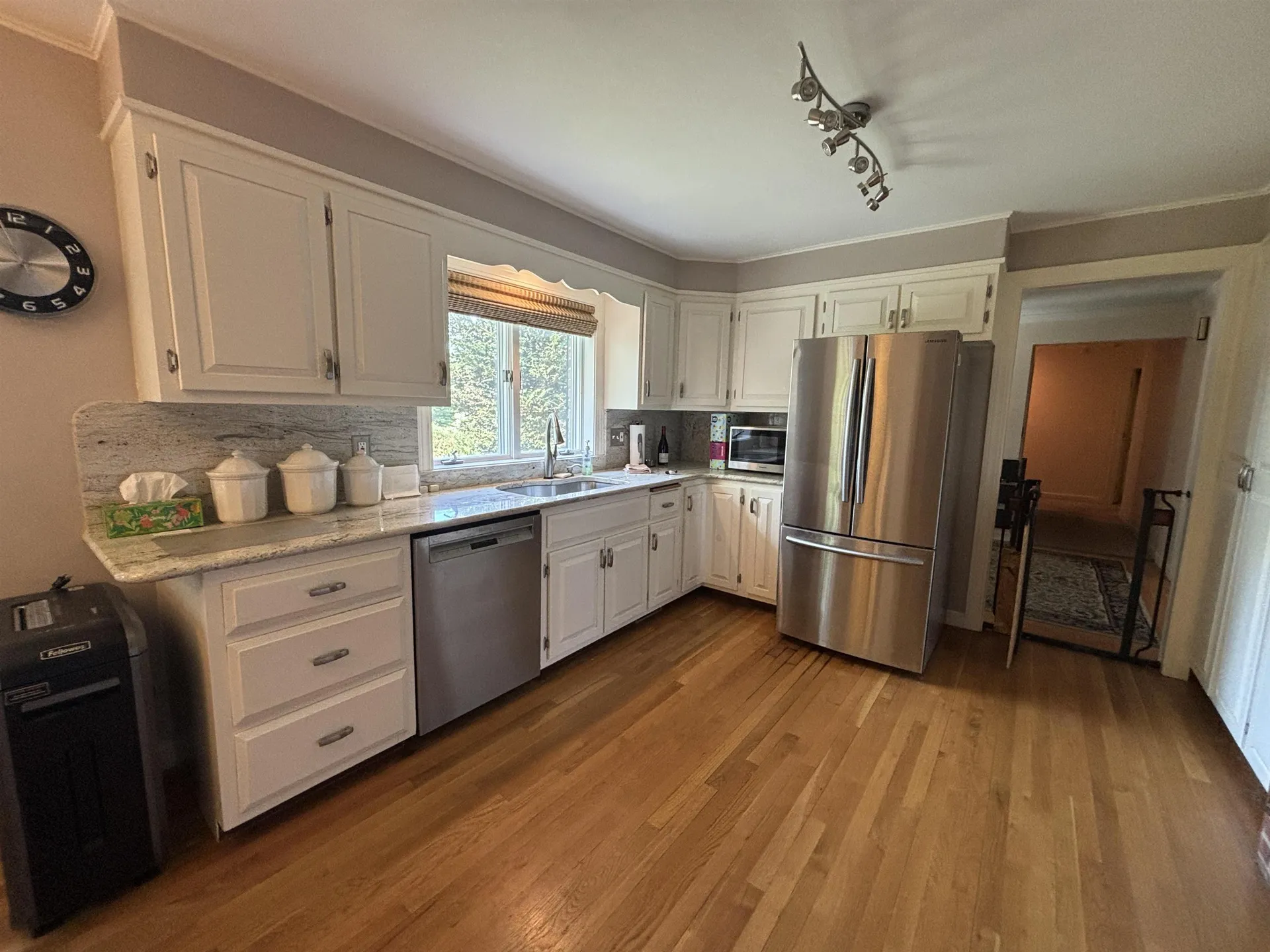439 Exeter Road Hampton NH 03842-1004
