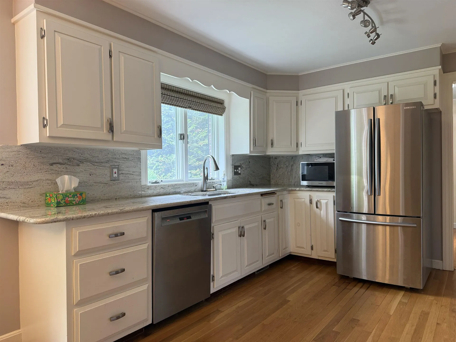439 Exeter Road Hampton NH 03842-1004