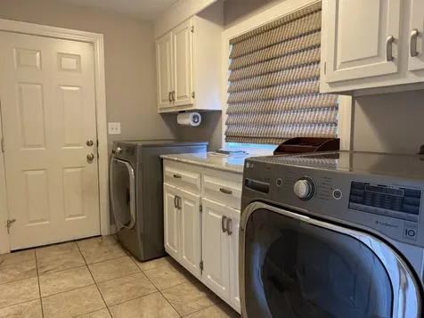 439 Exeter Road Hampton NH 03842-1004