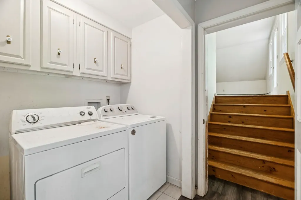 25 Pinneo Hill Road Hanover NH 03755