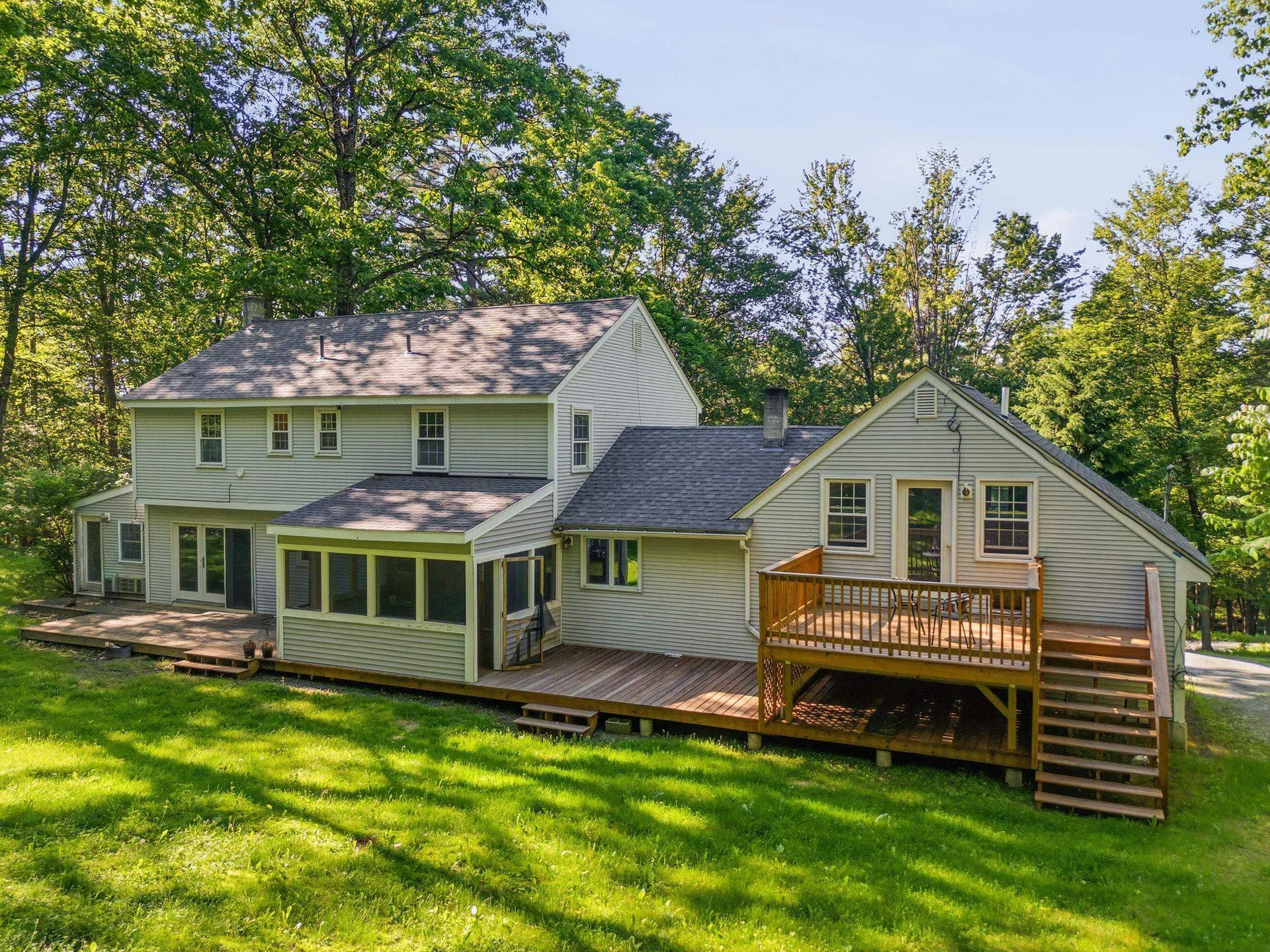 25 Pinneo Hill Road Hanover NH 03755