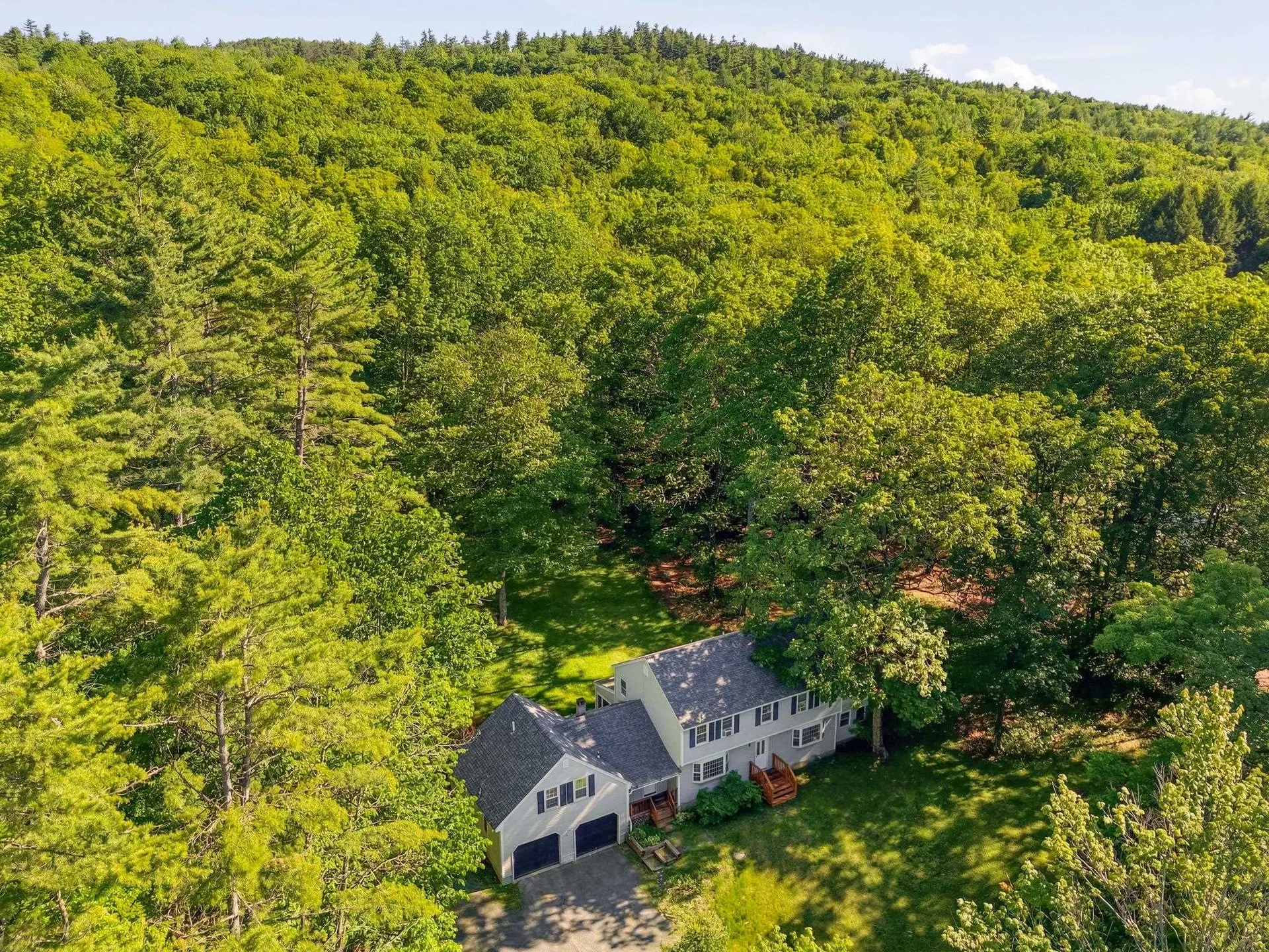 25 Pinneo Hill Road Hanover NH 03755