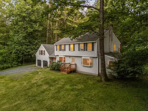 25 Pinneo Hill Road Hanover NH 03755