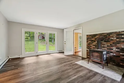 25 Pinneo Hill Road Hanover NH 03755
