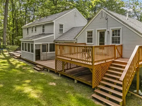 25 Pinneo Hill Road Hanover NH 03755