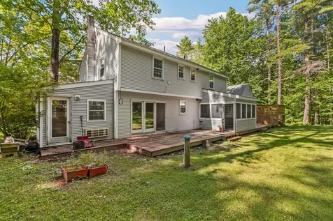 25 Pinneo Hill Road Hanover NH 03755