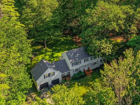 25 Pinneo Hill Road Hanover NH 03755