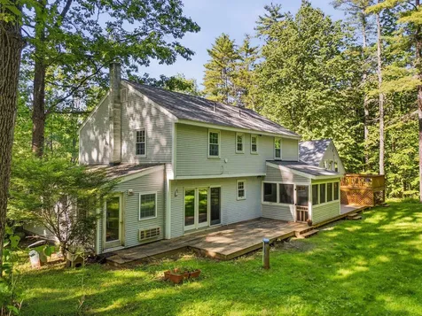 25 Pinneo Hill Road Hanover NH 03755