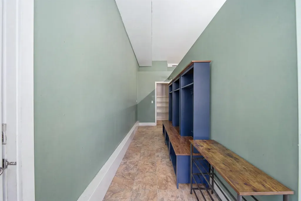 12 Lamprey Street Newmarket NH 03857