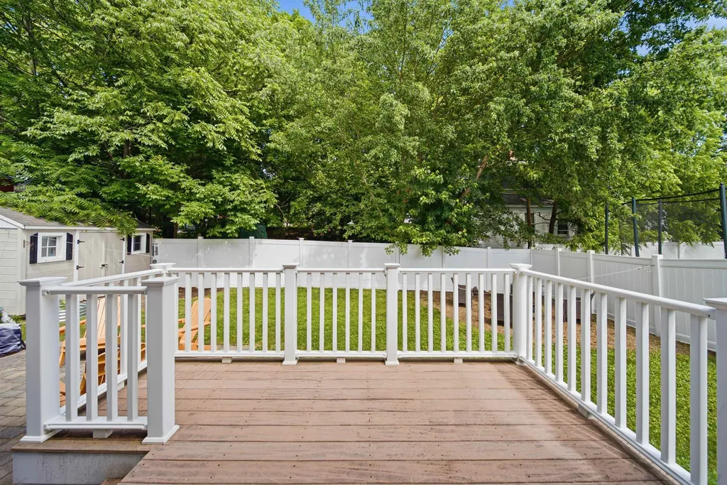 12 Lamprey Street Newmarket NH 03857