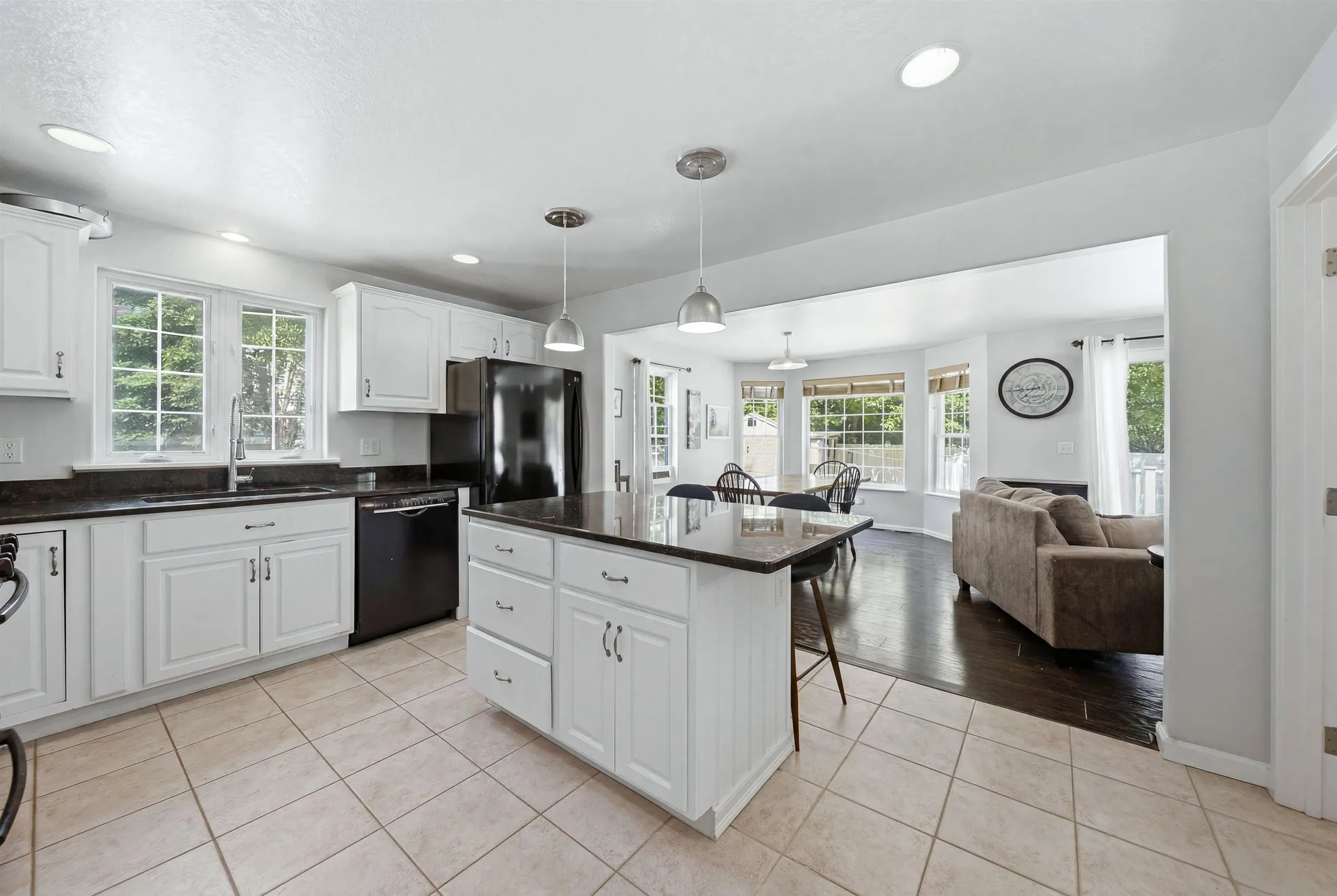 12 Lamprey Street Newmarket NH 03857