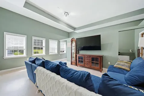 12 Lamprey Street Newmarket NH 03857