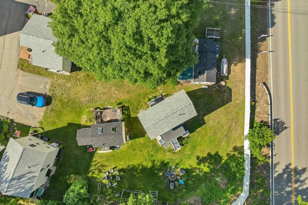 144 Lake Street Laconia NH 03246-2130