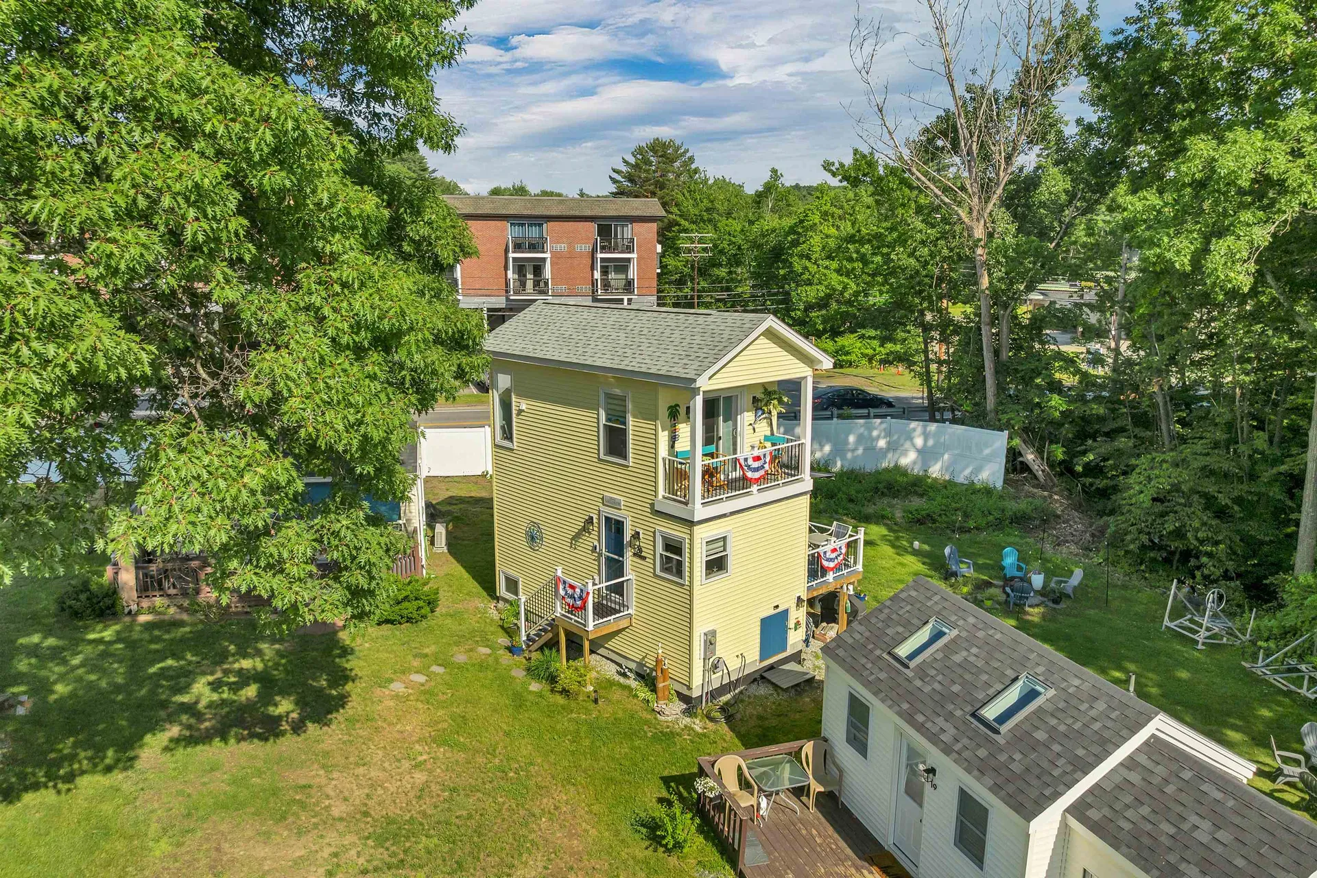 144 Lake Street Laconia NH 03246-2130