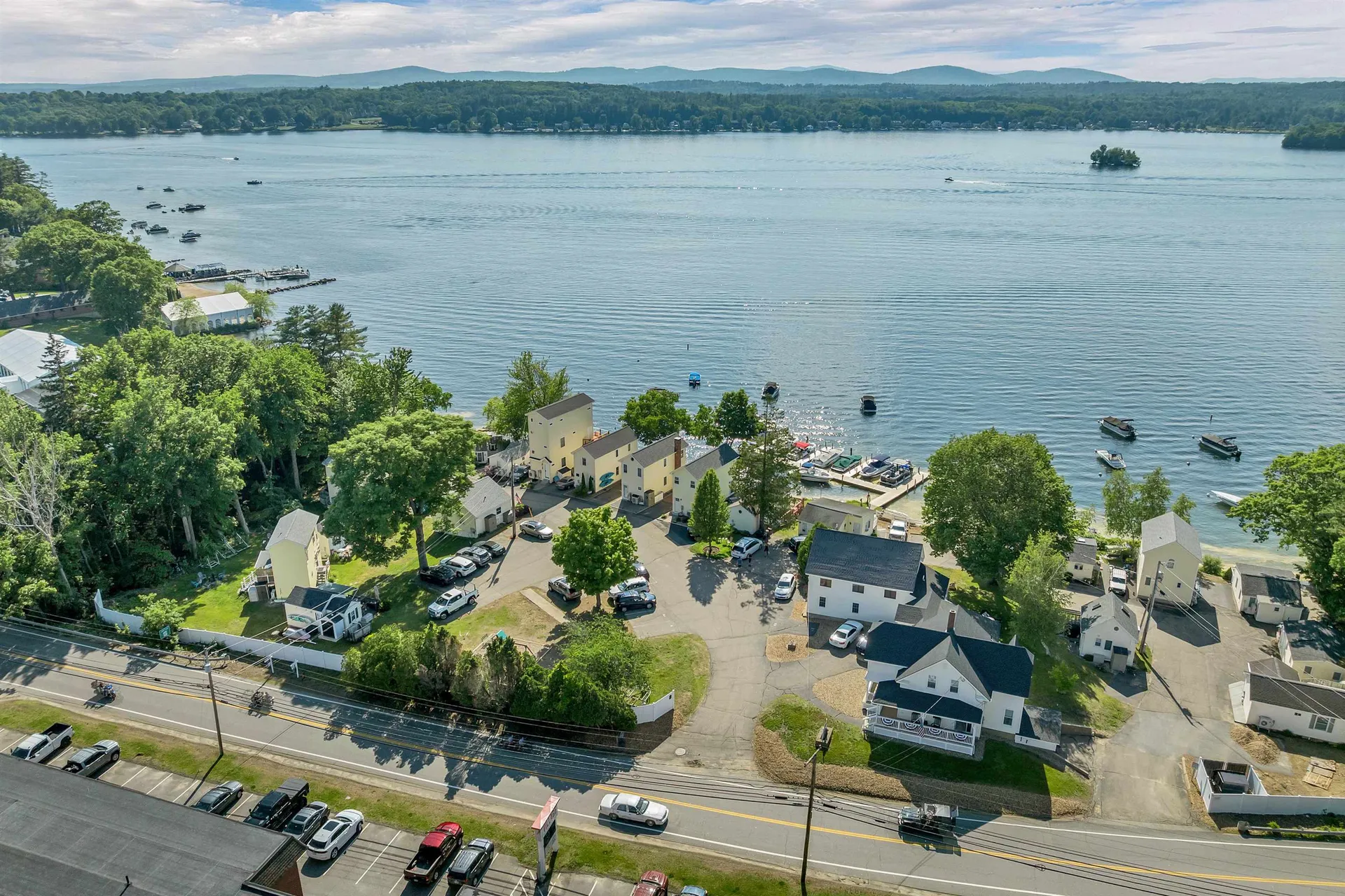 144 Lake Street Laconia NH 03246-2130