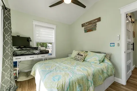 144 Lake Street Laconia NH 03246-2130