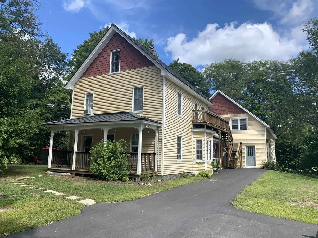104 Hall Street Henniker NH 03242