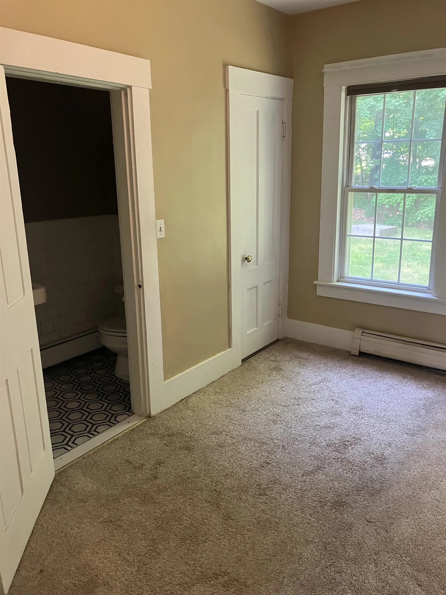 104 Hall Street Henniker NH 03242