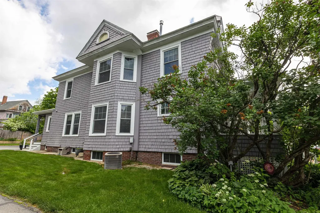 96 School Street Concord NH 03301