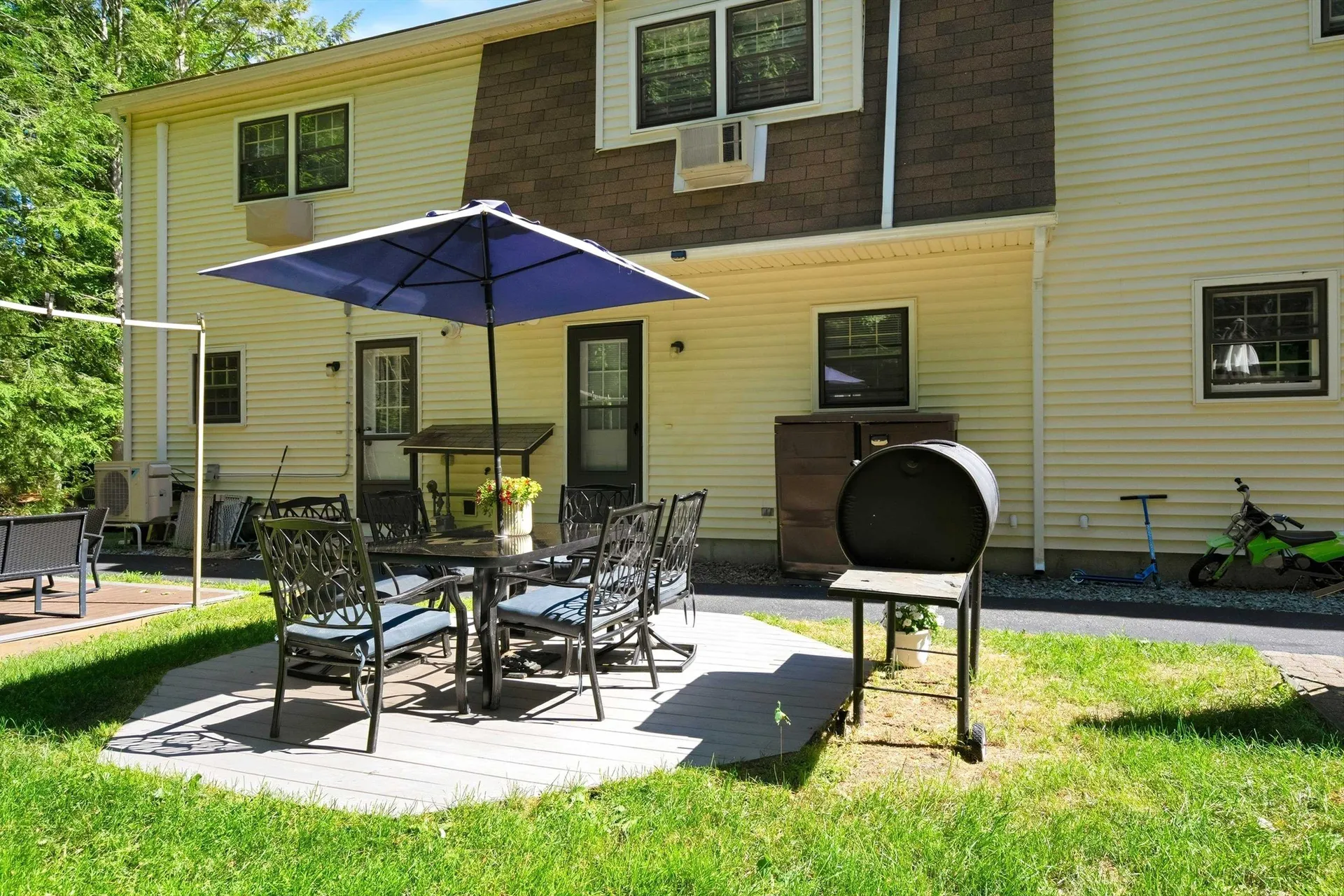 94 Golfview Drive Manchester NH 03102