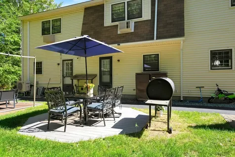 94 Golfview Drive Manchester NH 03102