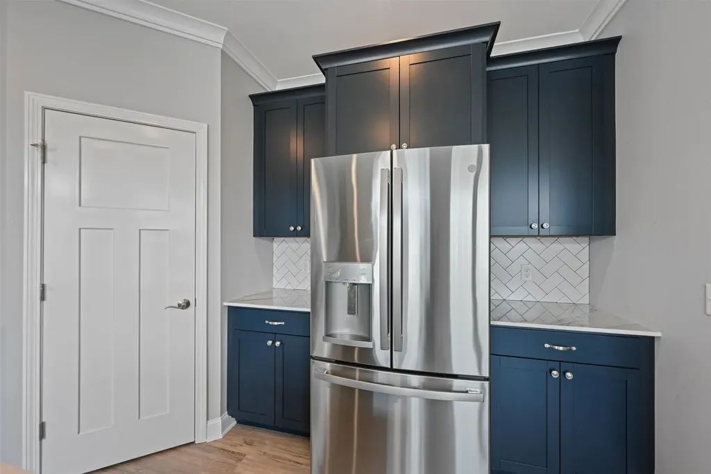 81 Leo Lane South Burlington VT 05403