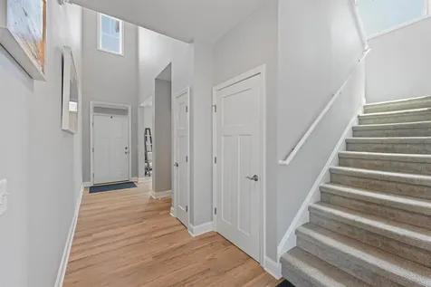 81 Leo Lane South Burlington VT 05403