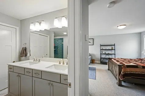 81 Leo Lane South Burlington VT 05403